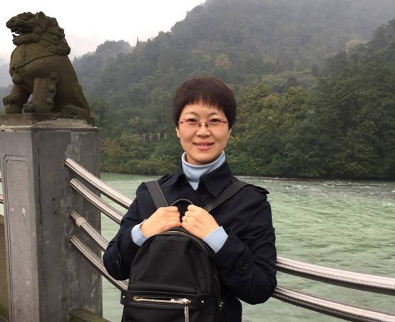G:\心语\经济学院\经济秦丽\IMG_5900_20161109093452.jpg